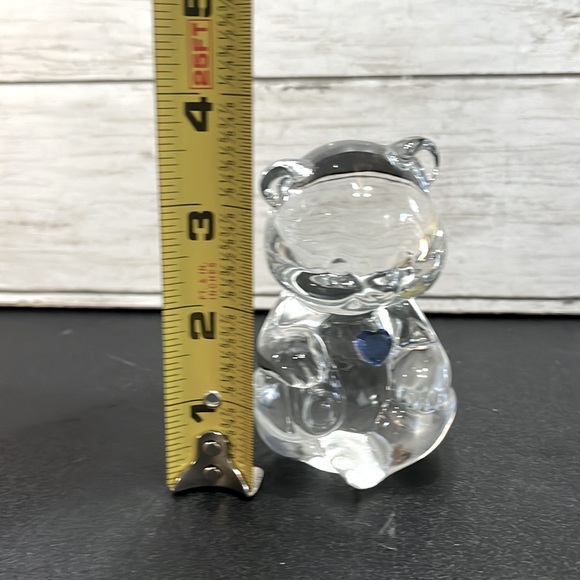 Vintage Fenton Glass Teddy Bear Figurine with Blue Heart - Picture 8 of 8